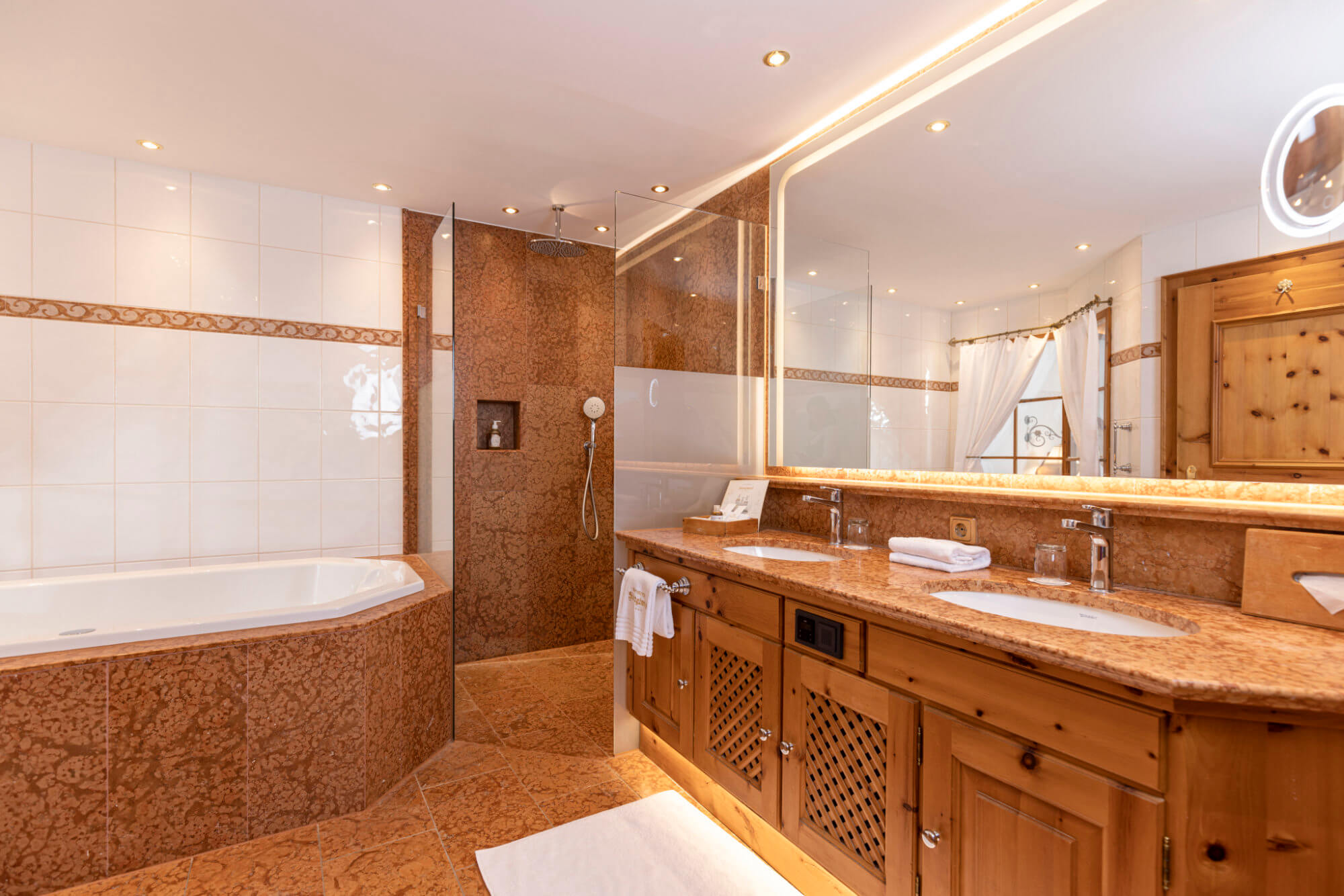 Juniorsuite Bad (2) - favorit_B