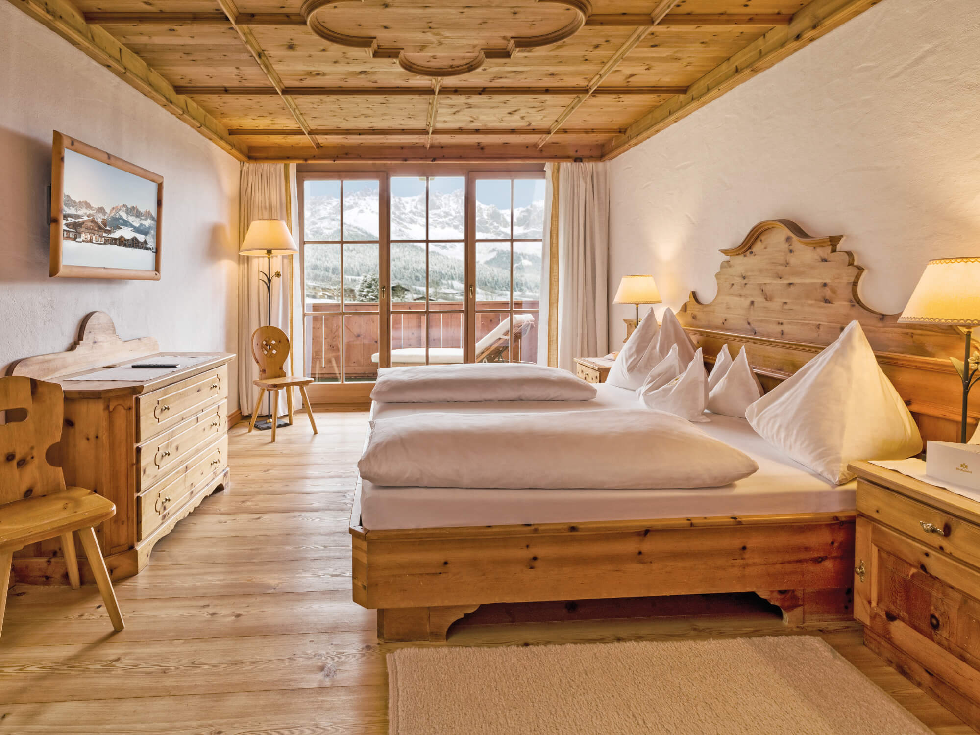 KAP Schlafzimmer -LOEWENZAHM_stanglwirt_A6036118-HDR_4c_korr Winter